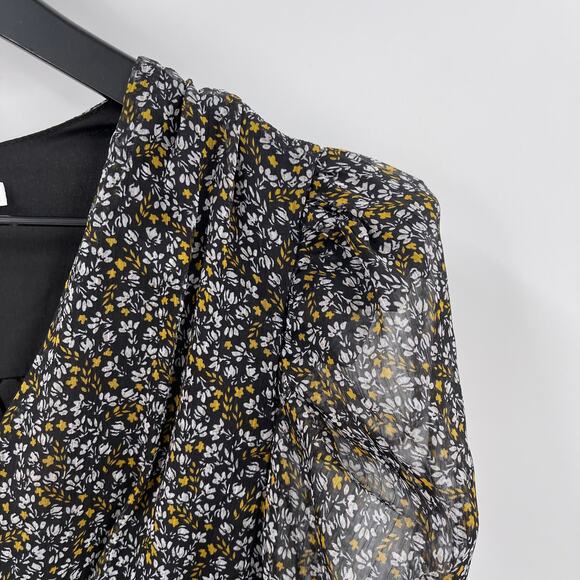 ASTR RUCHED FLORAL FRONT LONG SLEEVE DRESS Size Medium - Picture 6 of 10